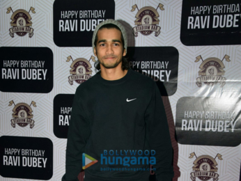 Celebs snapped at Ravi Dubey's birthday