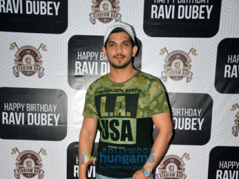 Celebs snapped at Ravi Dubey's birthday