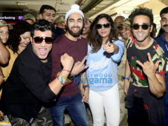 Fukrey Returns team snapped at Andheri metro station