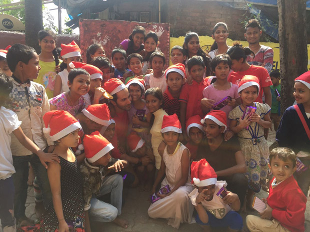 H in his Christmas with children