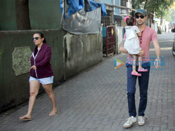 Imran Khan spotted with his daughter Imara and wife Avantika