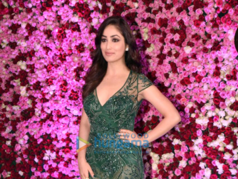 Jacqueline Fernandez, Bhumi Pednekar, Urvashi Rautela & other celebrities grace ‘Lux Golden Rose Awards 2017’ in Mumbai