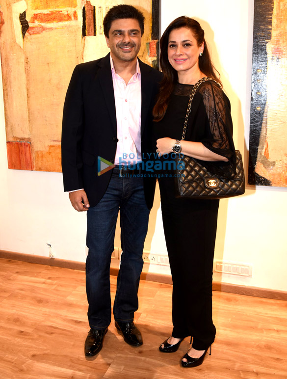 jacqueline fernandez uddhav thackeray aaditya thackeray and others grace the unsaid art show 10