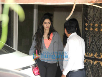 Janhvi Kapoor, Suhana Khan and others snapped at the gym
