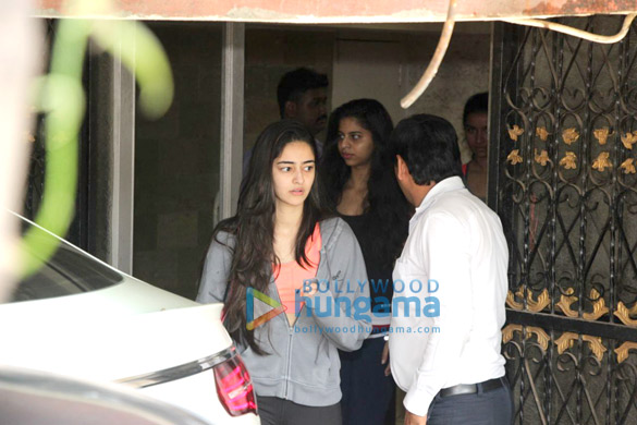 janhvi kapoor suhana khan and others snapped at the gym 4
