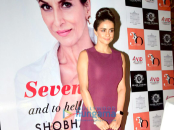 Kangana Ranaut graces the launch of Shobha De's book Seventy and to Hell With It