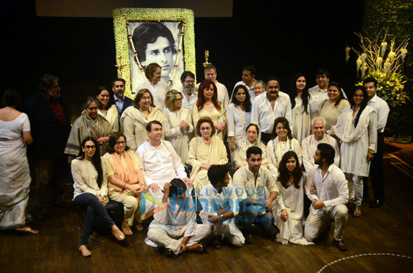 kapoor family attends shashi kapoors prayer meet at prithvi theatre 1