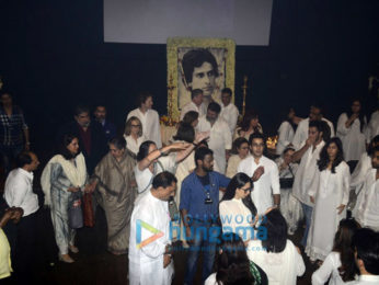 Kapoor family attends Shashi Kapoor's prayer meet at Prithvi theatre