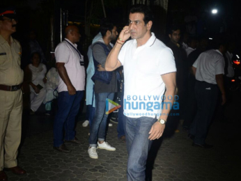 Members of Bollywood fraternity attend Shashi Kapoor's chautha