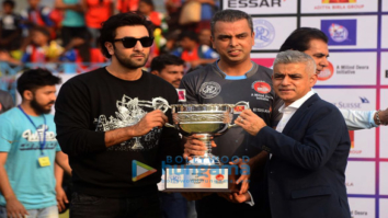 Ranbir Kapoor gets felicitated by the Mayor of London