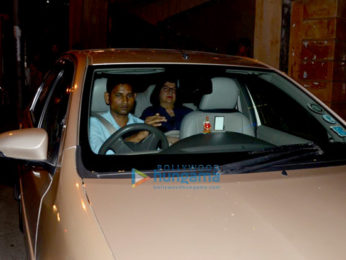 Karisma Kapoor, Randhir Kapoor and Babita snapped at Kareena Kapoor Khan's house