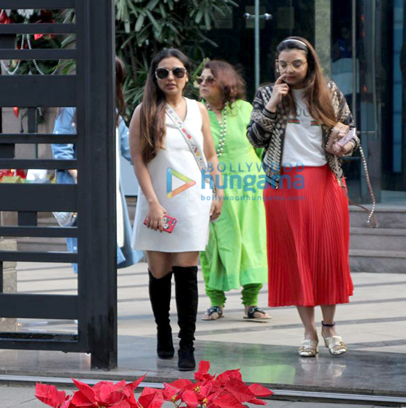 rani mukerji and vaibhavi merchant spotted at yauatcha 9