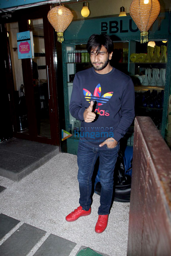 ranveer singh spotted outside bblunt 3