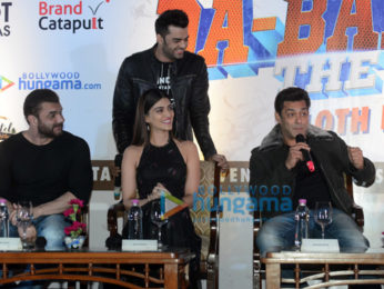 Salman Khan, Kriti Sanon, Manish Paul, Sonakshi Sinha and others at Dabangg Tour press conference in Delhi