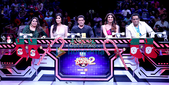 salman khan and katrina kaif on the sets of super dancer chapter 2 4
