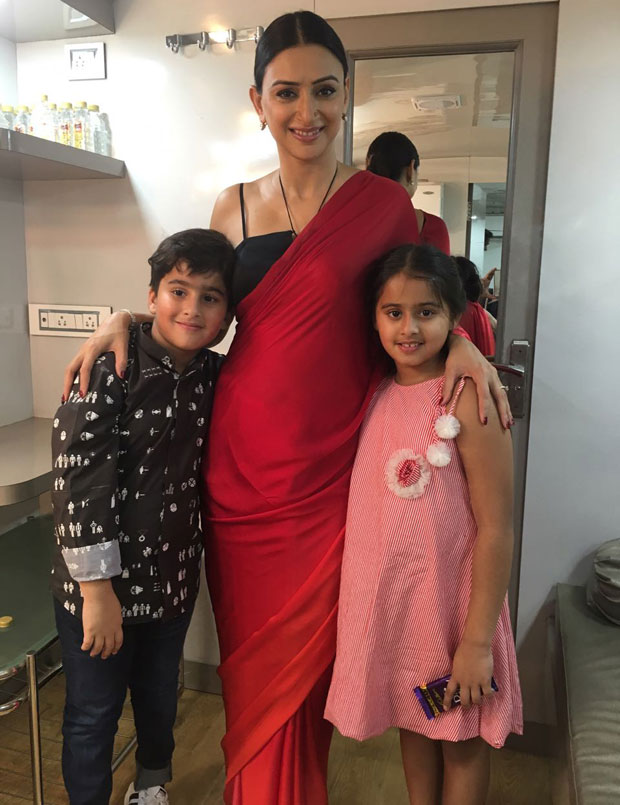Salman Khan meets Bigg Boss 11 contestant Hiten Tejwani's kids-2