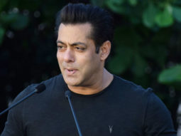 Salman Khan’s FUNNY Reaction On Black Buck Controversy | Bina Kak’s Book Launch