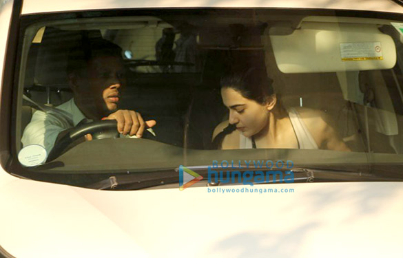 sara ali khan and janhvi kapoor snapped at the gym 5