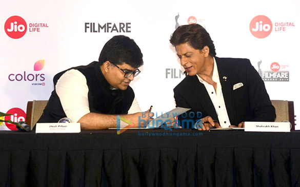 shah rukh khan attends the press conference of 63rd filmfare awards 3