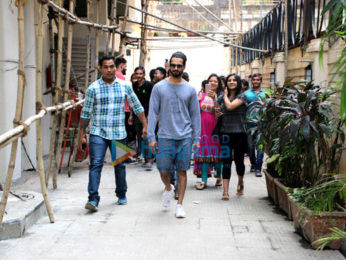 Shahid Kapoor snapped at a salon