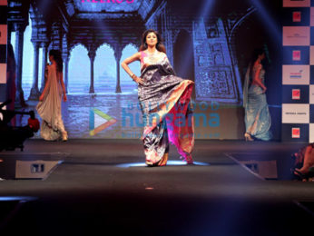 Shilpa Shetty walks the ramp for Neeru's