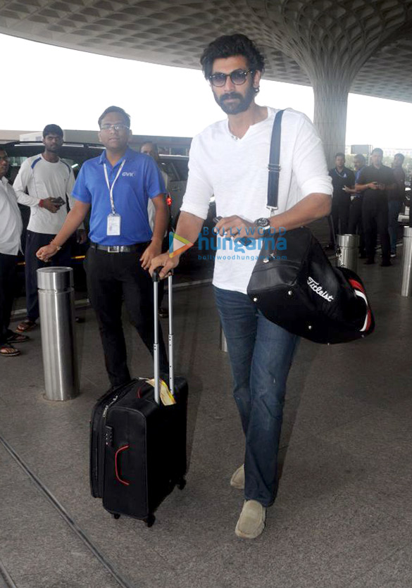 sonam kapoor and rana daggubati snapped at the airport 4