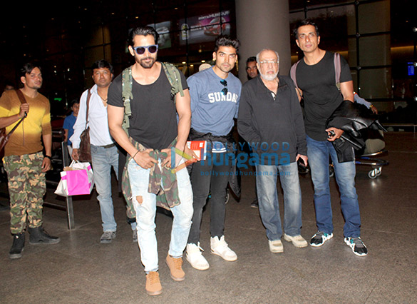 Team of ‘Paltan’ snapped at the airport