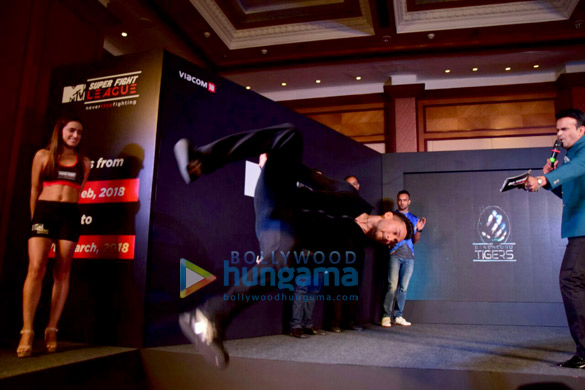 tiger shroff shows off some stunts at the launch of mtv super fight league 2