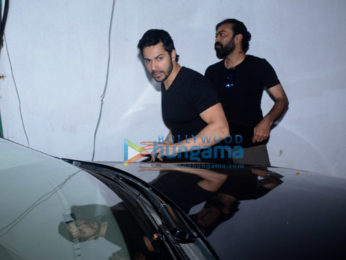 Varun Dhawan snapped with Amaal Mallik