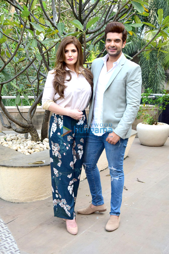 zareen khan and karan kundra do a photo shoot for their film 1921 5