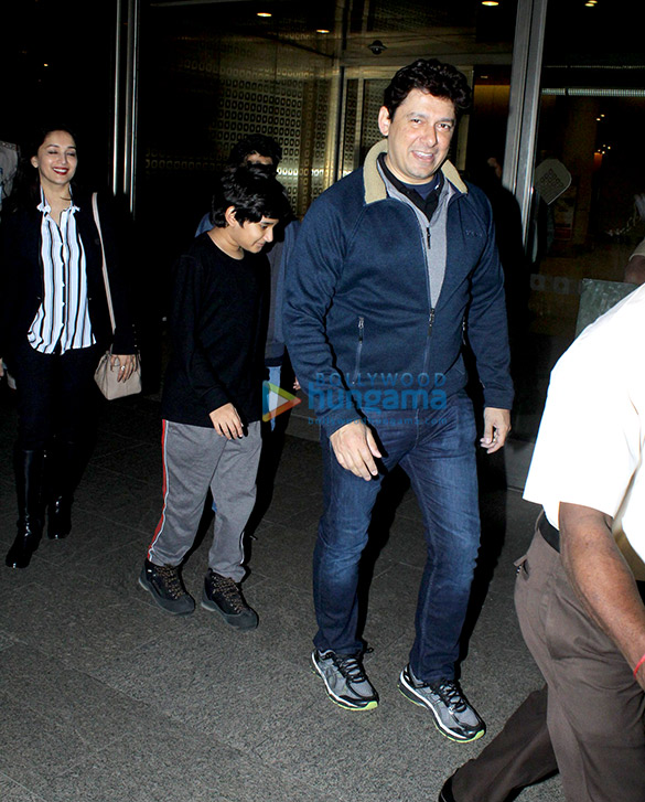 aamir khan hrithik roshan and others snapped at the airport 3