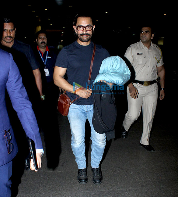 aamir khan hrithik roshan and others snapped at the airport 6