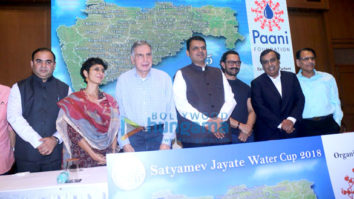 Aamir Khan attends Paani Foundation event