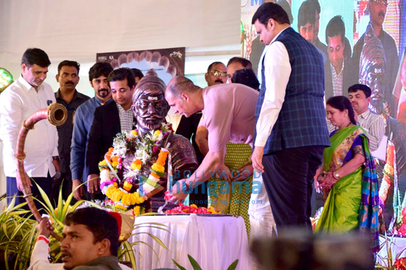 akshay kumar and remo dsouza snapped attending the versova festival 6