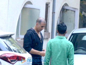 Akshay Kumar snapped at Juhu