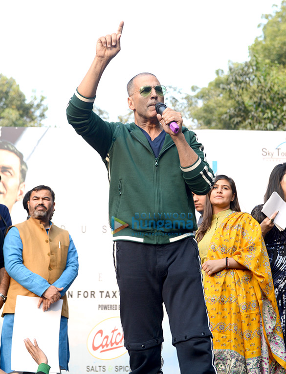 Akshay Kumar snapped promoting his film ‘Pad Man’ at Delhi University