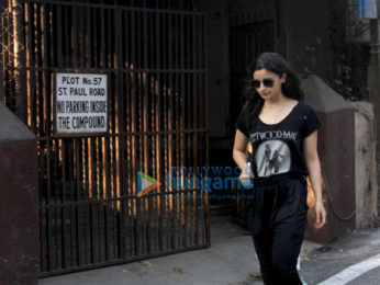Alia Bhatt snapped in Bandra