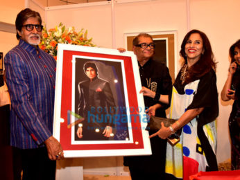 Amitabh Bachchan graces at Dilip De's art event