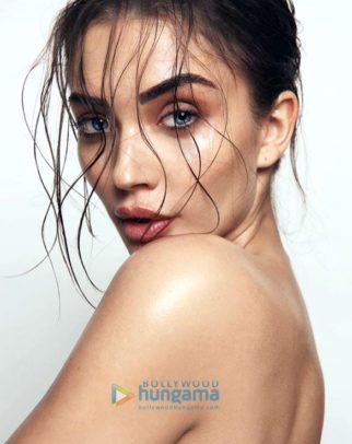 Celebrity Photos of Amy Jackson