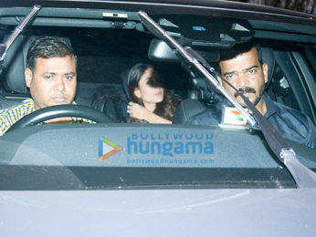 Deepika Padukone, Ranveer Singh, Alia Bhatt, Ranbir Kapoor, Kareena Kapoor Khan, Hrithik Roshan and others attend a bash at Shah Rukh Khan's houseDeepika Padukone, Ranveer Singh, Alia Bhatt, Ranbir Kapoor, Kareena Kapoor Khan, Hrithik Roshan and others attend a bash at Shah Rukh Khan's house