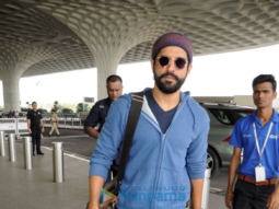 Farhan Akhtar, Zareen Khan and others snapped at the airport
