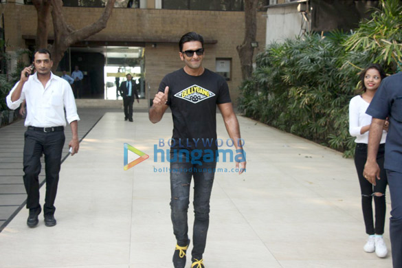 farhan and ranveer at otters club 1 005