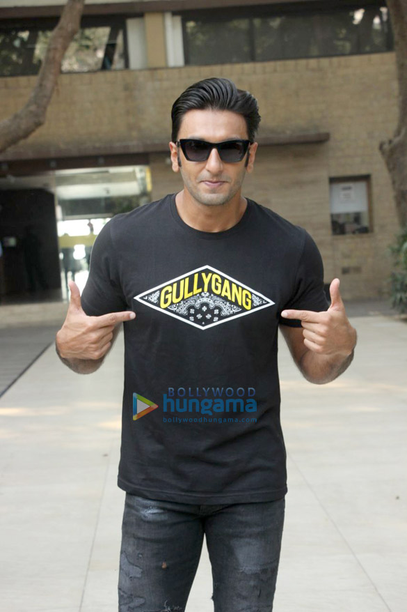 farhan and ranveer at otters club 3 005