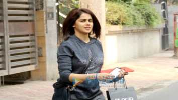 Genelia Dsouza spotted after salon session
