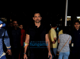 Hrithik Roshan, Kangana Ranaut and others snapped at the airport