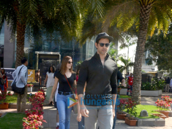 Hrithik Roshan snapped with family at BKC