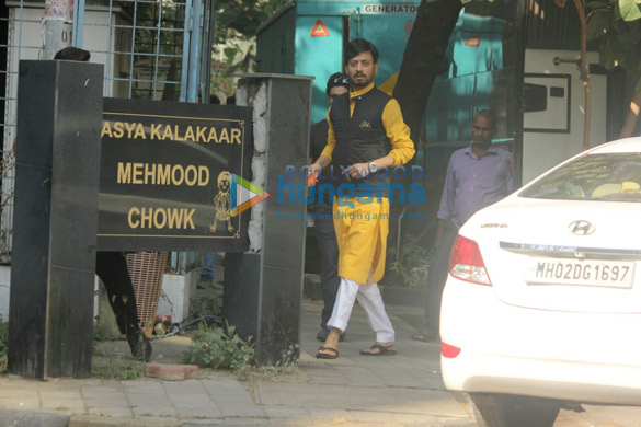 irrfan khan snapped at juhu 1