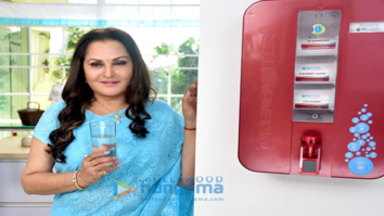 Jaya Prada snapped shooting an advertisement for Reliant RO+UV