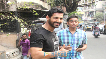 John Abraham, Sushmita Sen and others spotted at Bandra