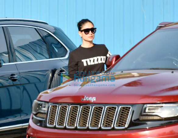 kareena kapoor khan saif ali khan and karisma kapoor snapped returning from goa 2